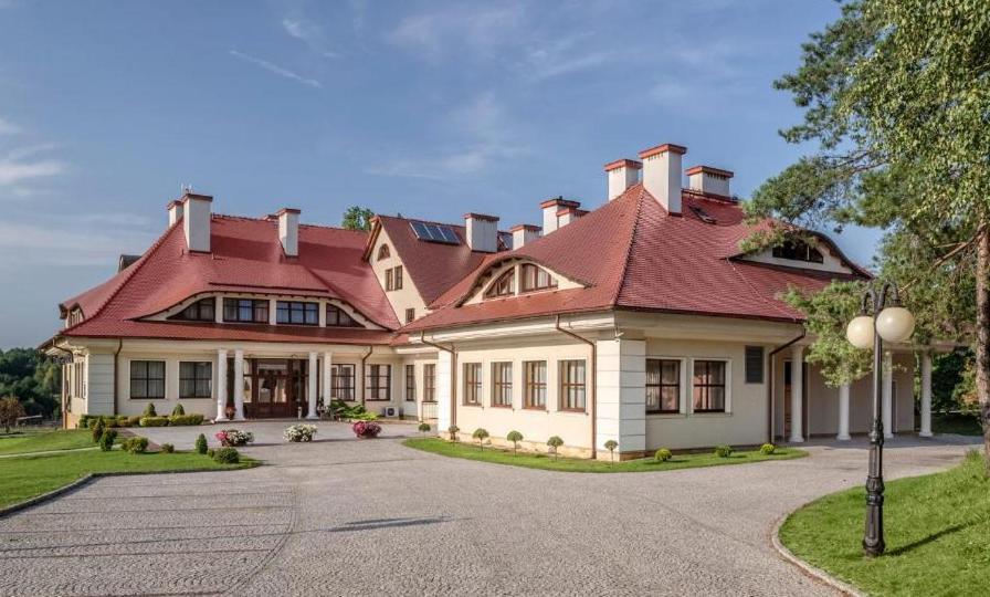 Hotel Stodolka Cminsk Exterior photo